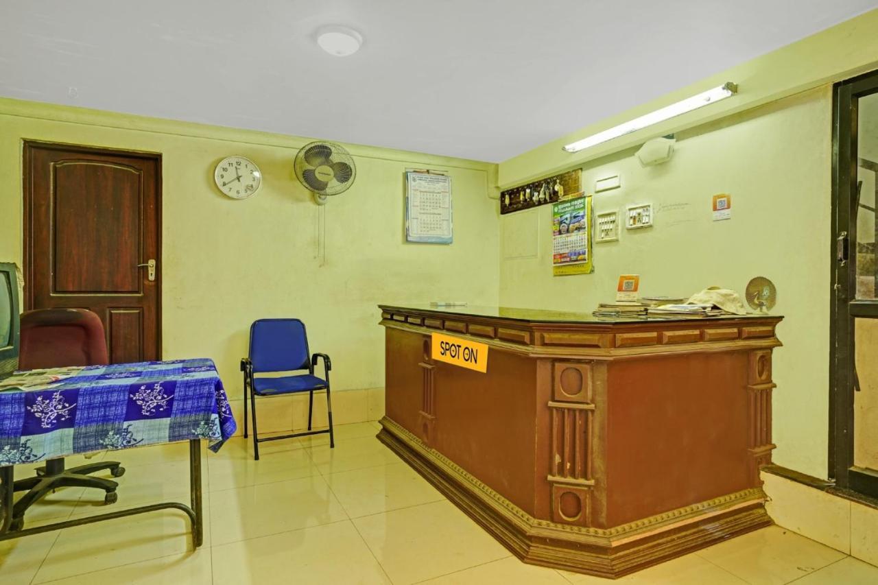 Punalur Hotel O Ss Residency מראה חיצוני תמונה