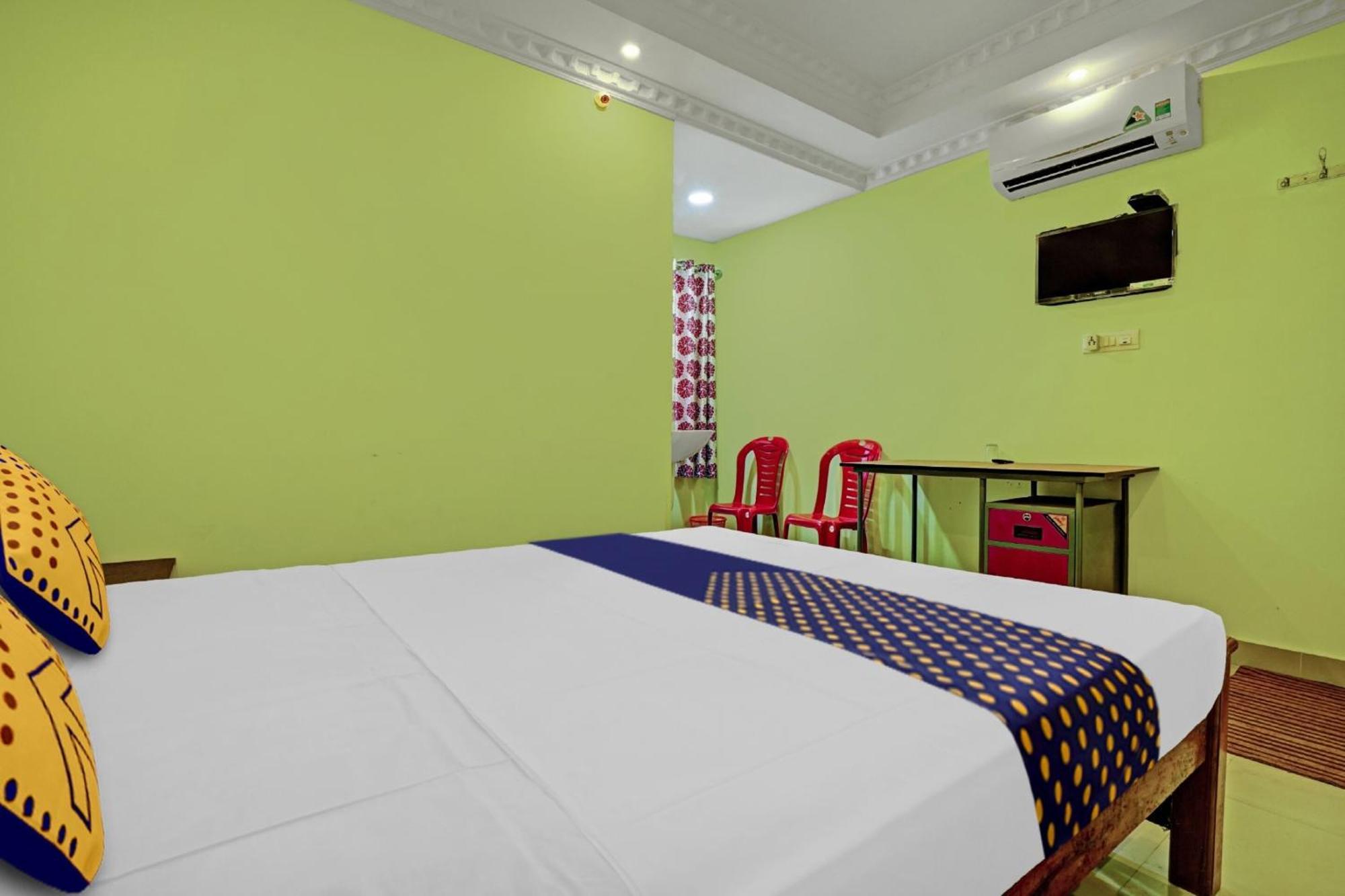 Punalur Hotel O Ss Residency מראה חיצוני תמונה