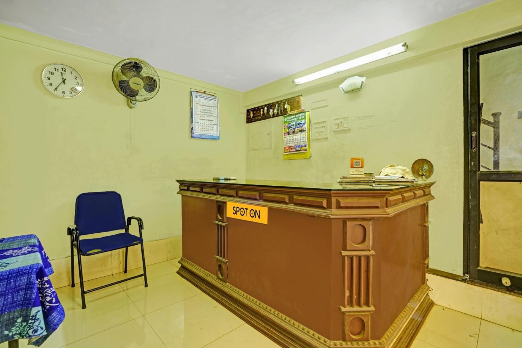 Punalur Hotel O Ss Residency מראה חיצוני תמונה