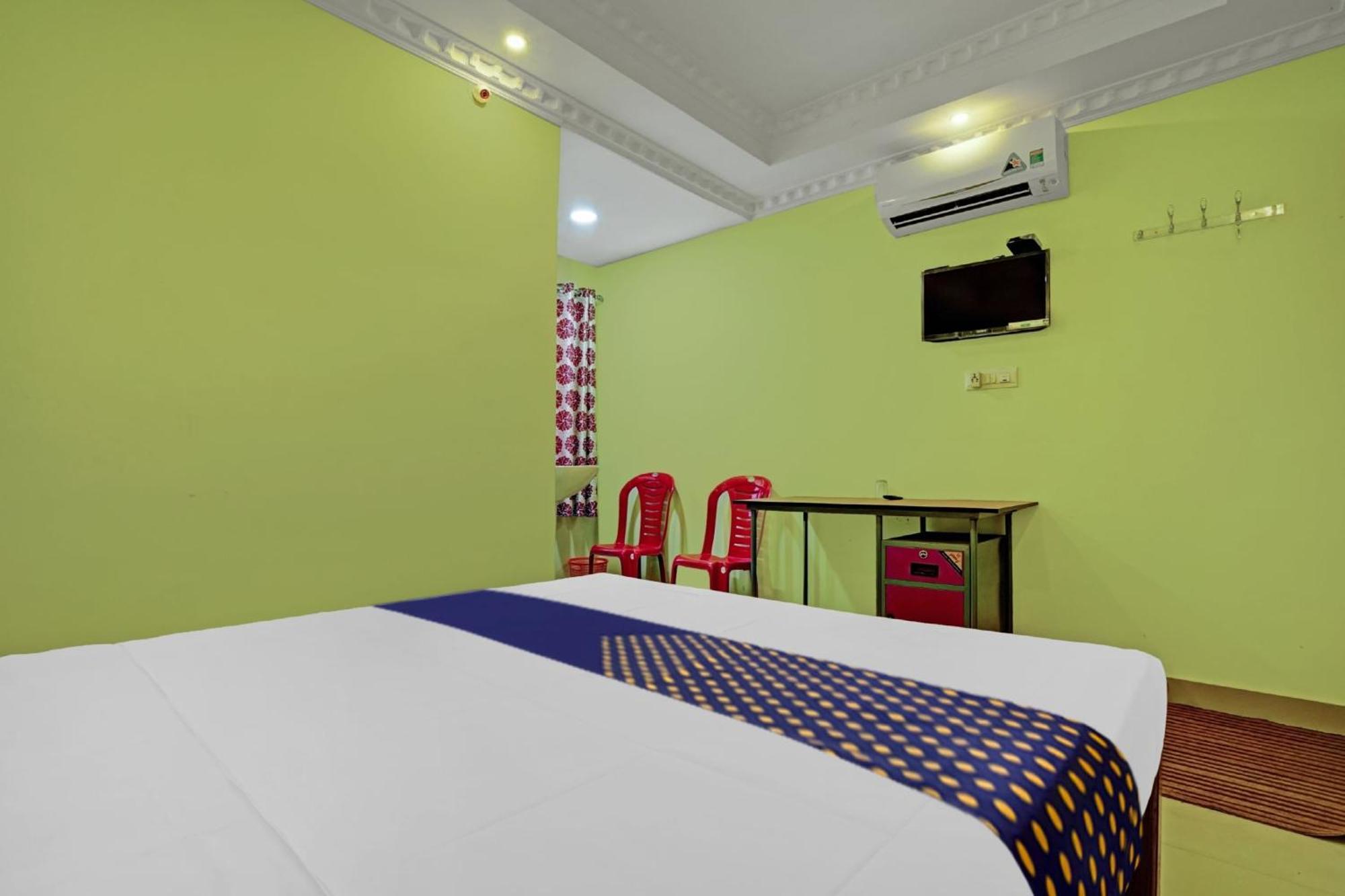 Punalur Hotel O Ss Residency מראה חיצוני תמונה