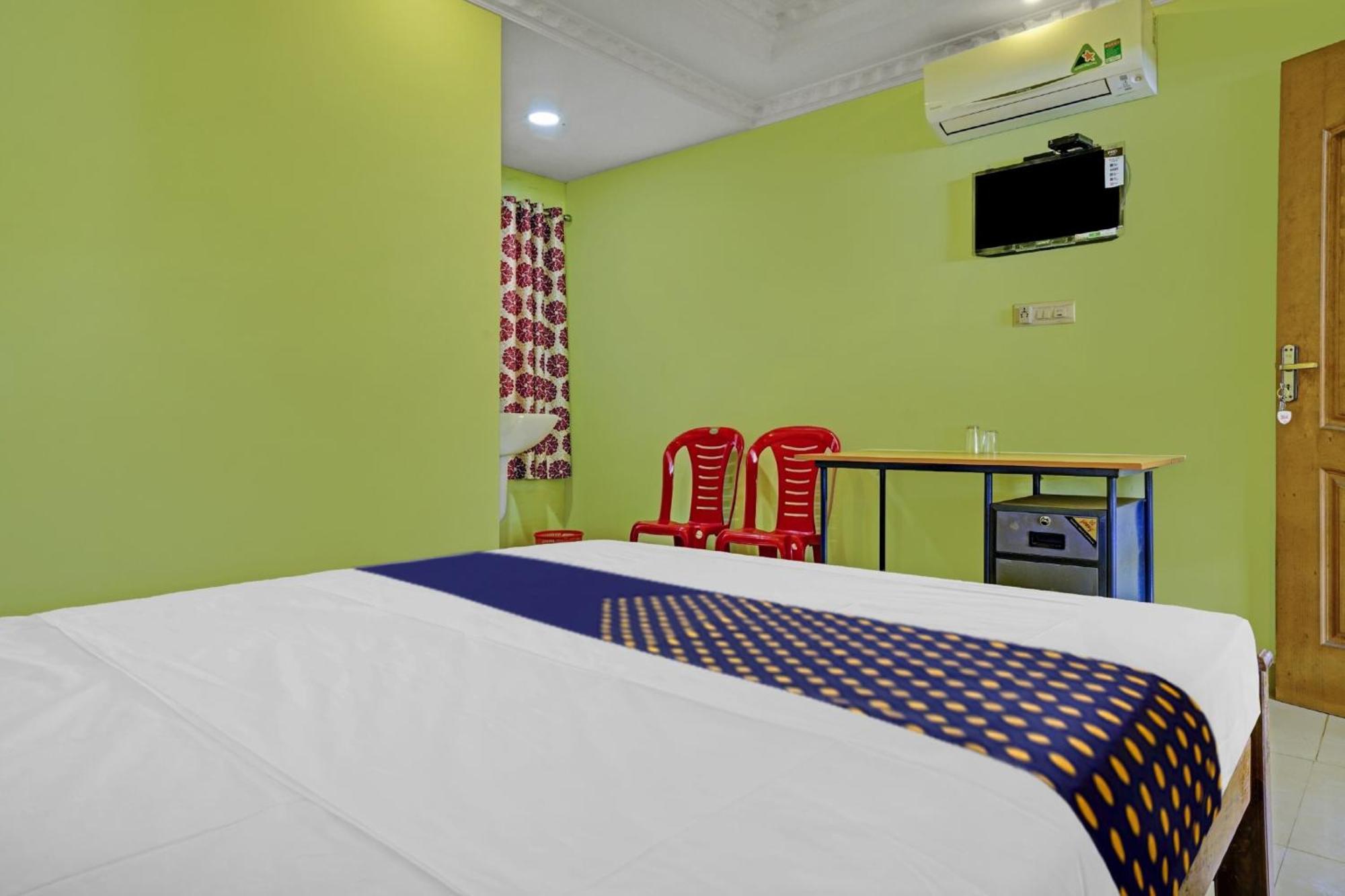 Punalur Hotel O Ss Residency מראה חיצוני תמונה