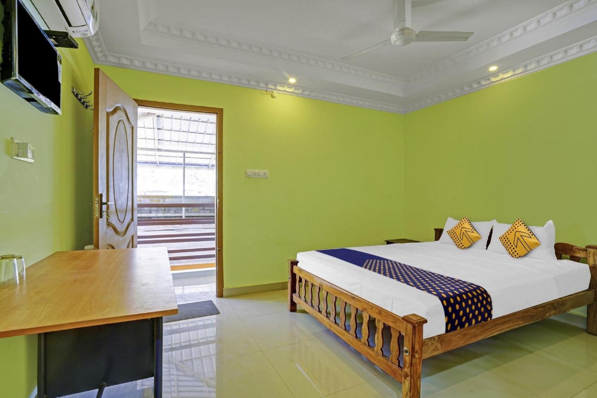 Punalur Hotel O Ss Residency מראה חיצוני תמונה